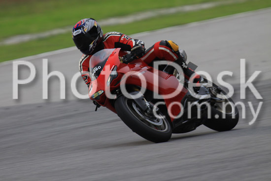 01_101029_00789_RevClubTrackDay