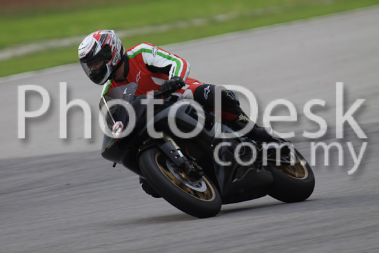 01_101029_00805_RevClubTrackDay