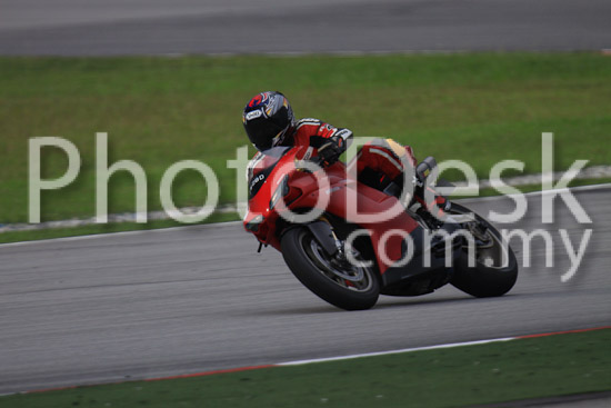 01_101029_00807_RevClubTrackDay