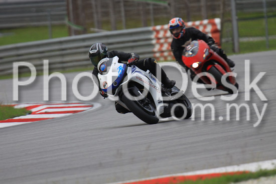 01_101029_00810_RevClubTrackDay