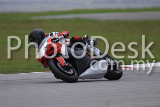 01_101029_00817_RevClubTrackDay