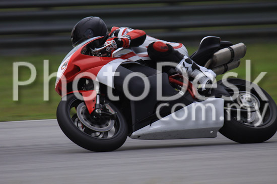 01_101029_00821_RevClubTrackDay