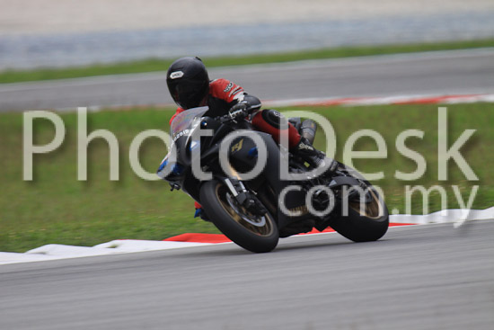 01_101029_00825_RevClubTrackDay