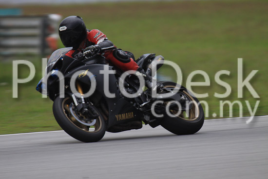 01_101029_00828_RevClubTrackDay