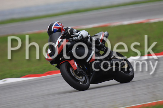 01_101029_00836_RevClubTrackDay