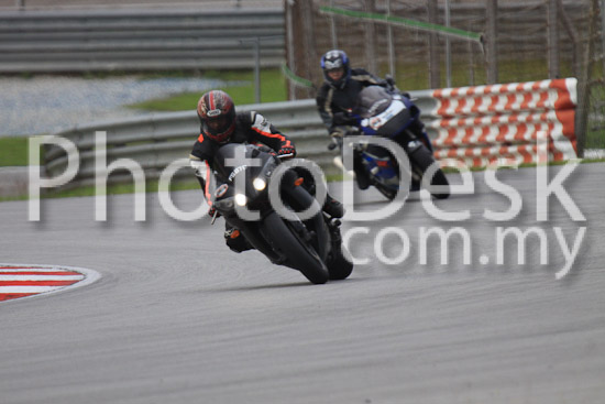 01_101029_00840_RevClubTrackDay