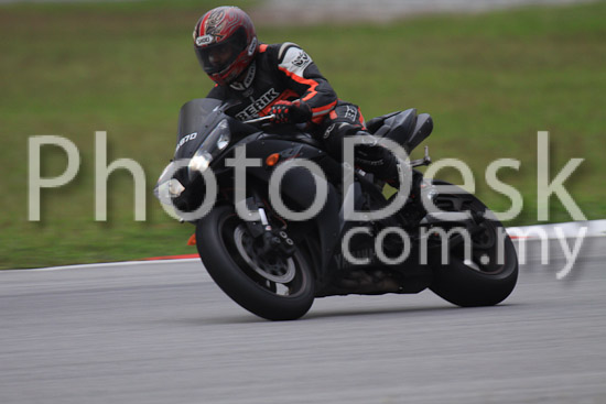 01_101029_00843_RevClubTrackDay