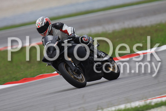 01_101029_00844_RevClubTrackDay