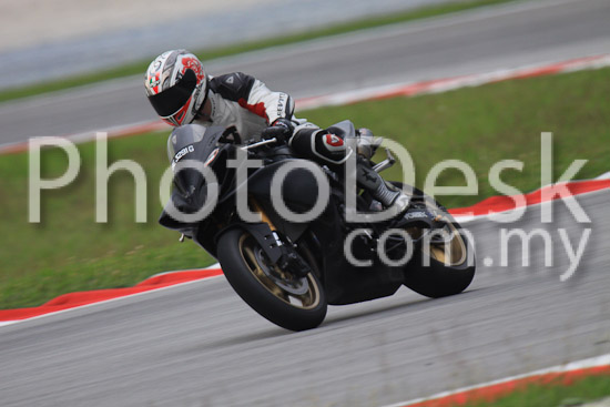 01_101029_00845_RevClubTrackDay