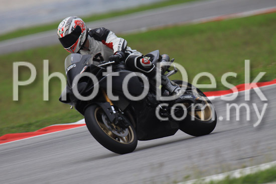 01_101029_00846_RevClubTrackDay