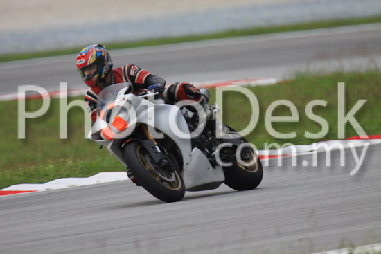 01_101029_00852_RevClubTrackDay