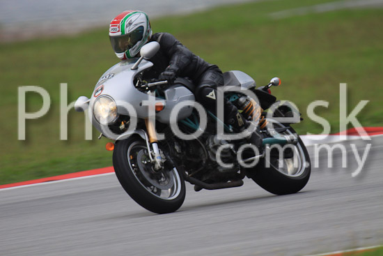 01_101029_00856_RevClubTrackDay