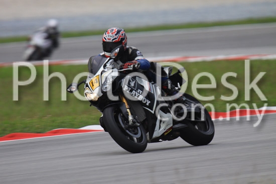 01_101029_00862_RevClubTrackDay