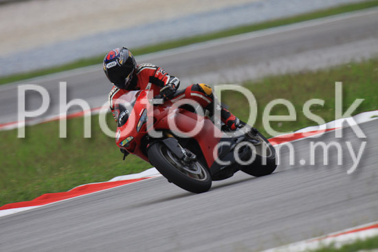 01_101029_00876_RevClubTrackDay