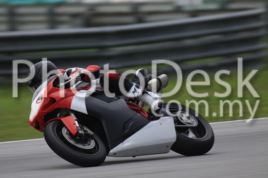 01_101029_00886_RevClubTrackDay