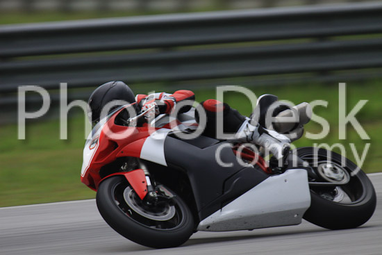 01_101029_00887_RevClubTrackDay