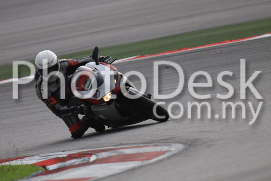 01_101029_00898_RevClubTrackDay