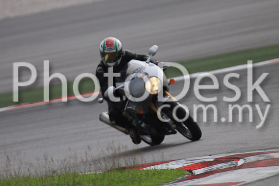 01_101029_00902_RevClubTrackDay