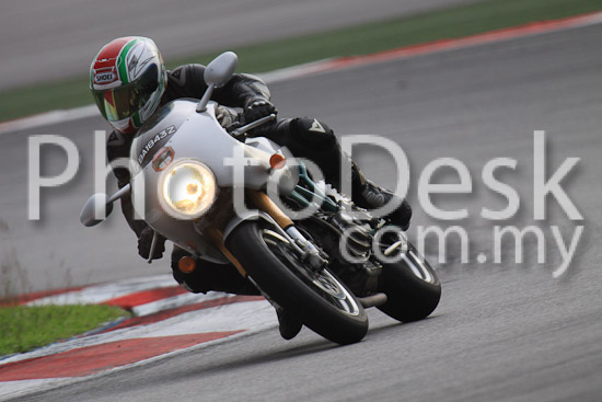 01_101029_00904_RevClubTrackDay