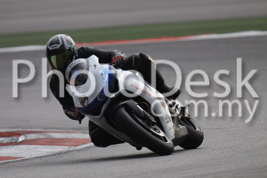 01_101029_00909_RevClubTrackDay