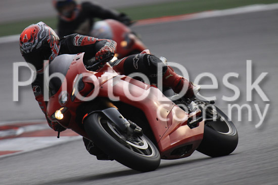 01_101029_00912_RevClubTrackDay