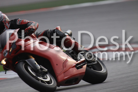 01_101029_00913_RevClubTrackDay