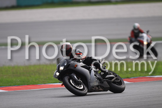 01_101029_00931_RevClubTrackDay