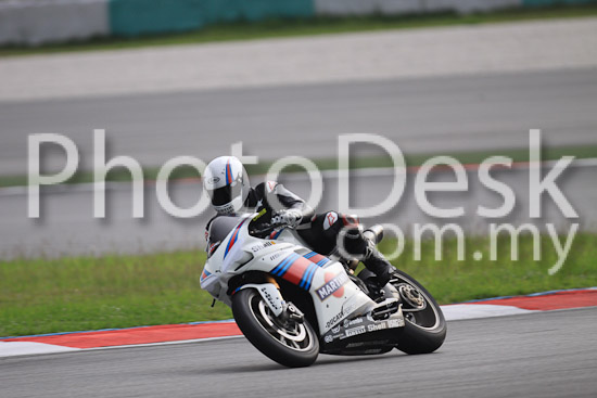 01_101029_00946_RevClubTrackDay