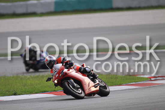 01_101029_00952_RevClubTrackDay