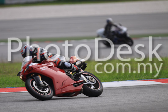 01_101029_00955_RevClubTrackDay