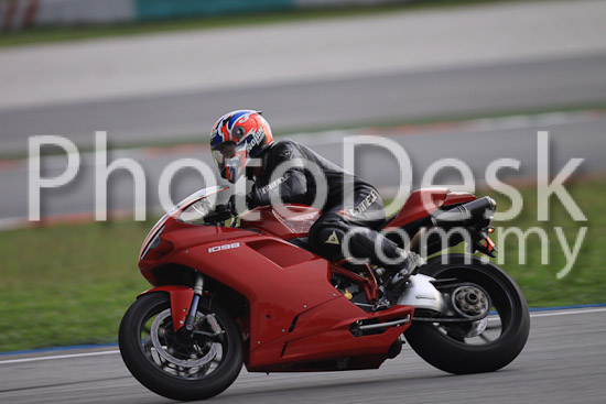 01_101029_00972_RevClubTrackDay