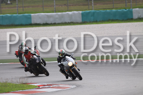 01_101029_00974_RevClubTrackDay