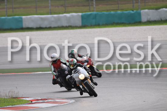 01_101029_00976_RevClubTrackDay