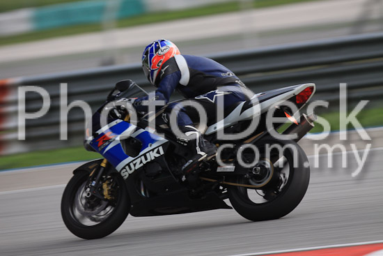01_101029_00987_RevClubTrackDay