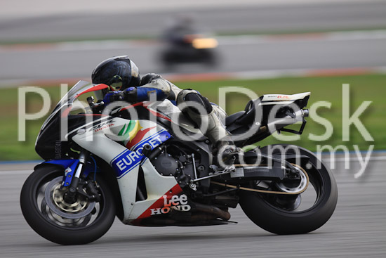 01_101029_01000_RevClubTrackDay