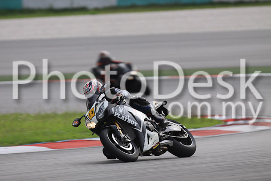 01_101029_01003_RevClubTrackDay
