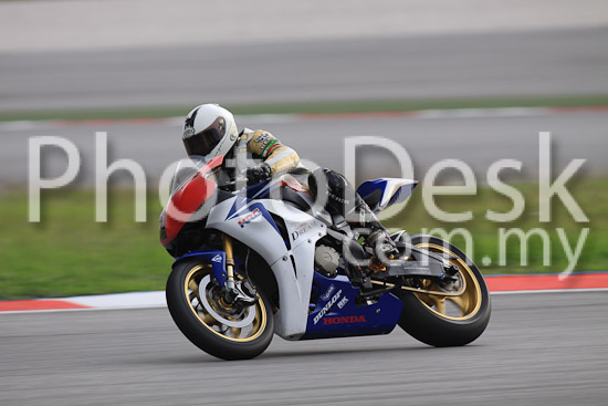 01_101029_01013_RevClubTrackDay