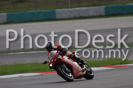 01_101029_01034_RevClubTrackDay