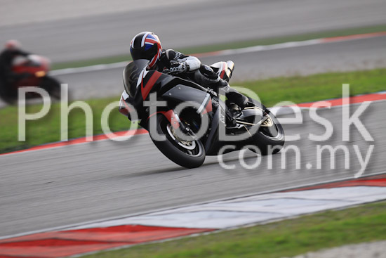 01_101029_01048_RevClubTrackDay