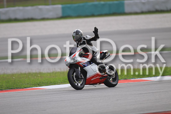 01_101029_01063_RevClubTrackDay