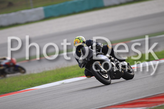 01_101029_01084_RevClubTrackDay