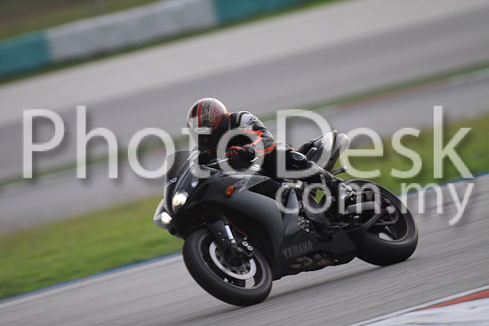 01_101029_01098_RevClubTrackDay