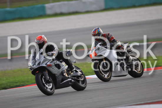 01_101029_01117_RevClubTrackDay