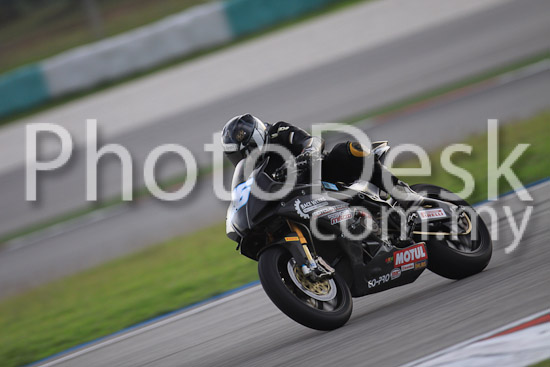 01_101029_01125_RevClubTrackDay