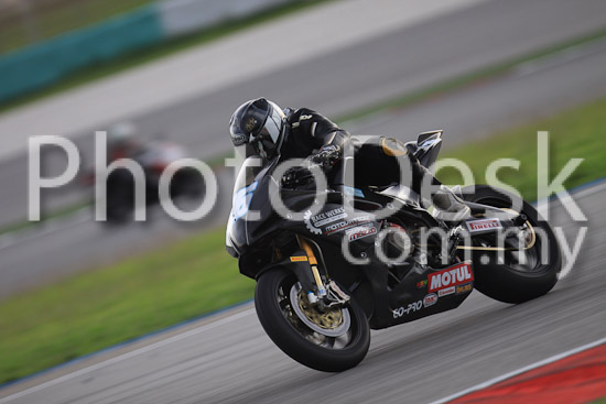 01_101029_01126_RevClubTrackDay