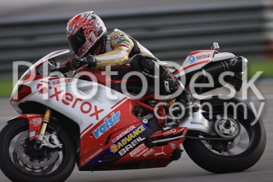 01_101029_01140_RevClubTrackDay