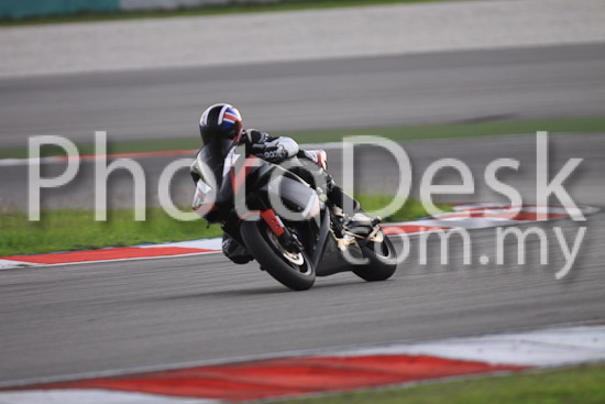 01_101029_01141_RevClubTrackDay