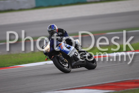 01_101029_01153_RevClubTrackDay