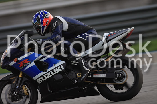 01_101029_01158_RevClubTrackDay