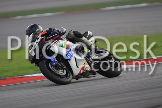 01_101029_01182_RevClubTrackDay